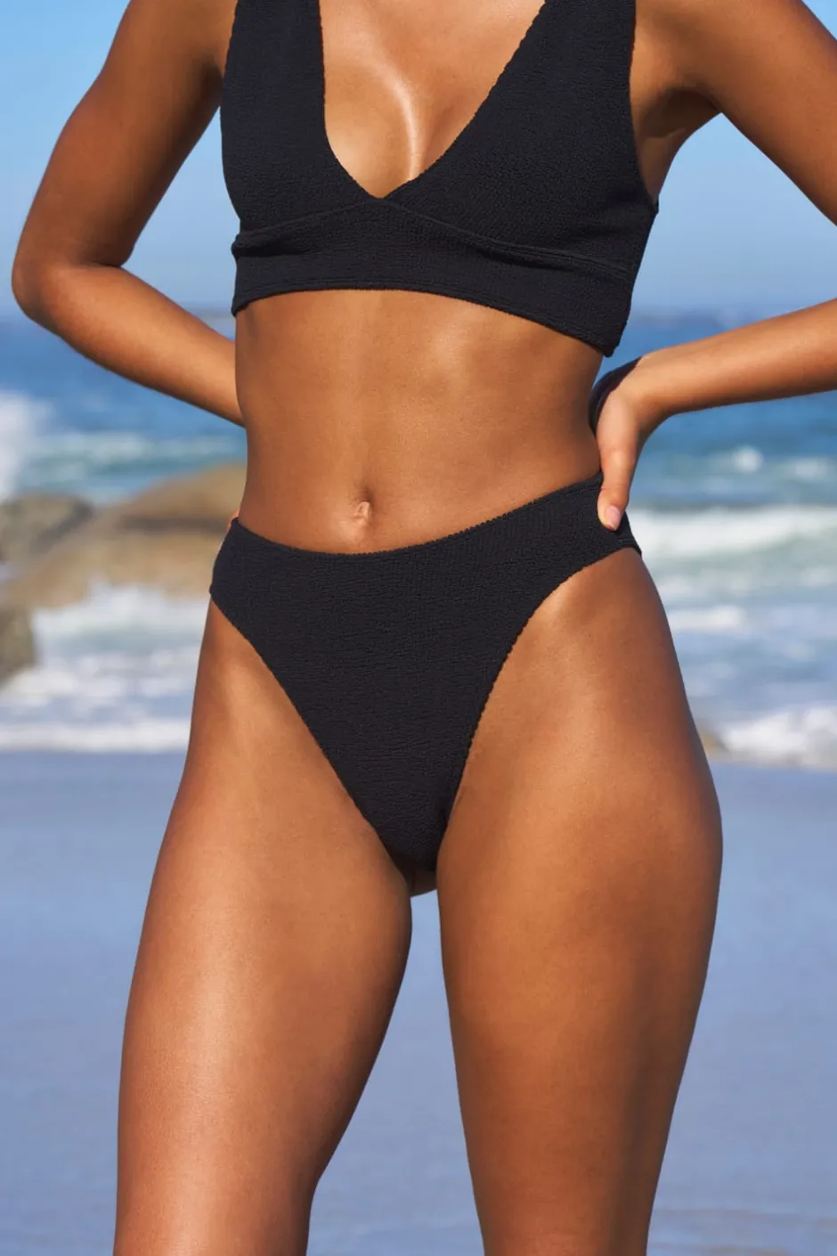 ETAM High Leg|Bikini|Bikini de pierna alta con braguita elástica NEGRO