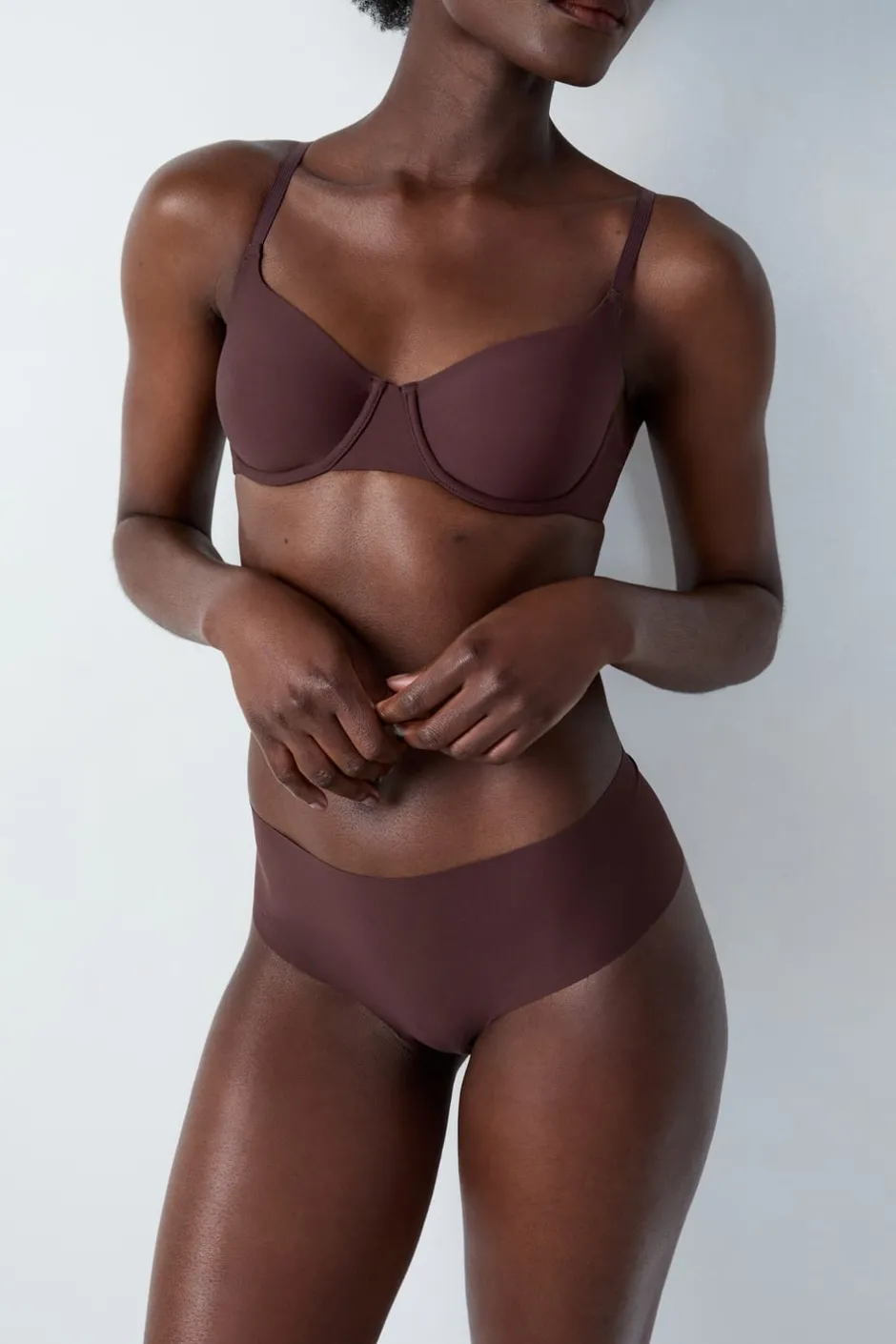 ETAM Braguitas Novias|Braguitas Invisibles|Braguita brasileña de microfibra CHOCOLATE
