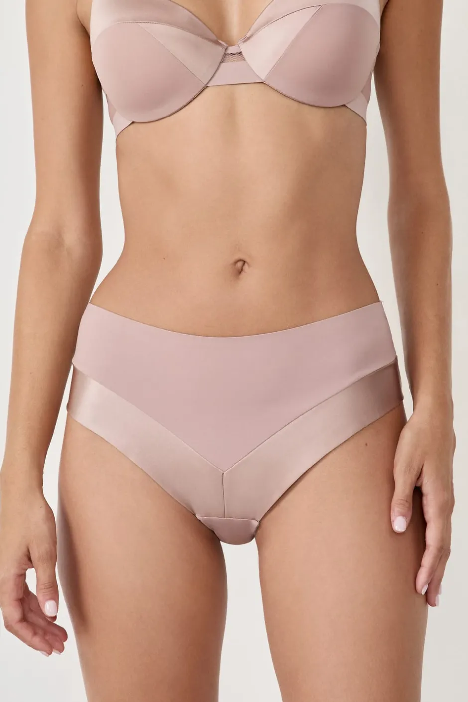 ETAM Braguitas Novias|Braguitas Invisibles|Braguita culotte de microfibra satinada TOPO