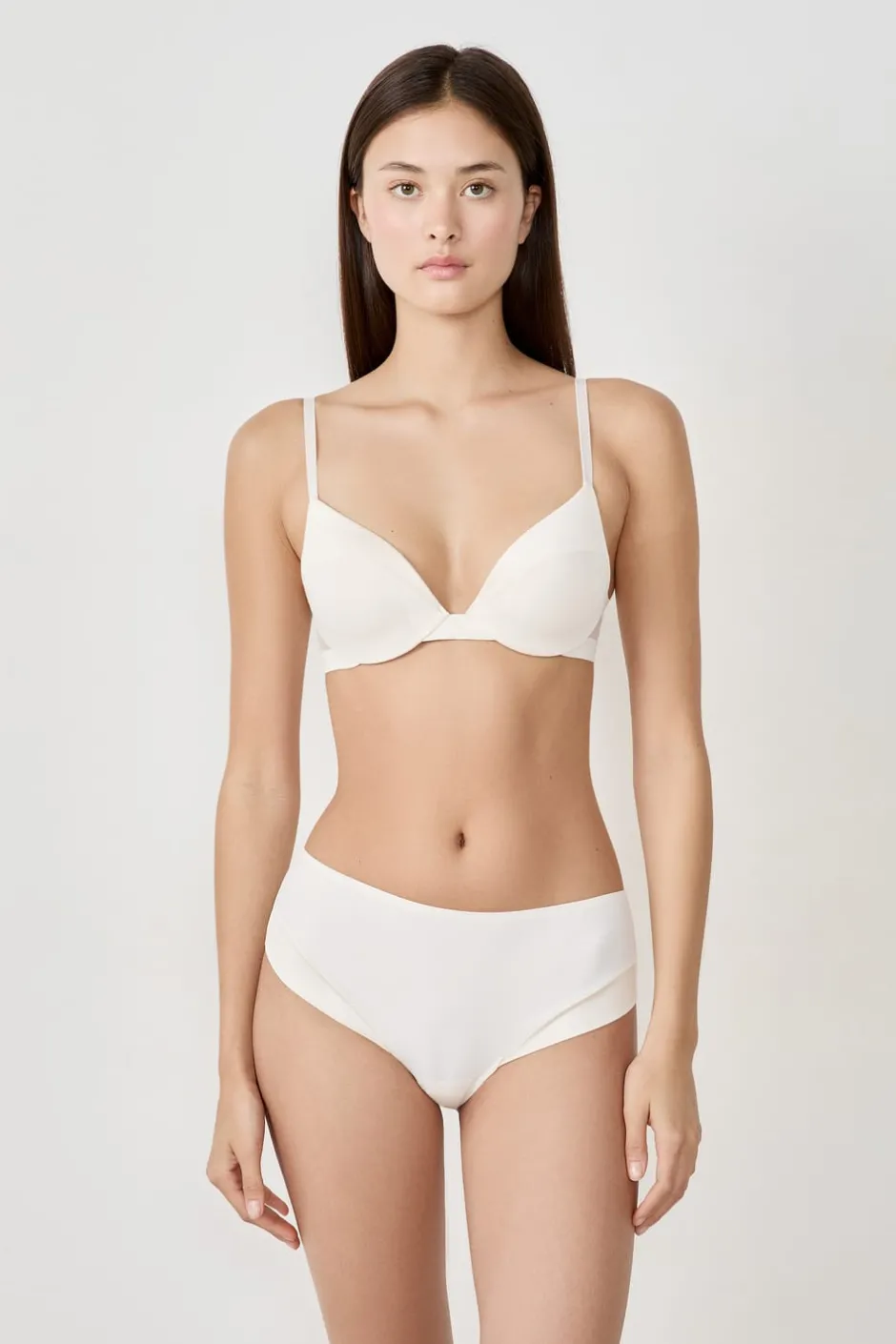 ETAM Braguitas Invisibles|Culotte|Braguita de microfibra satinada BEIGE