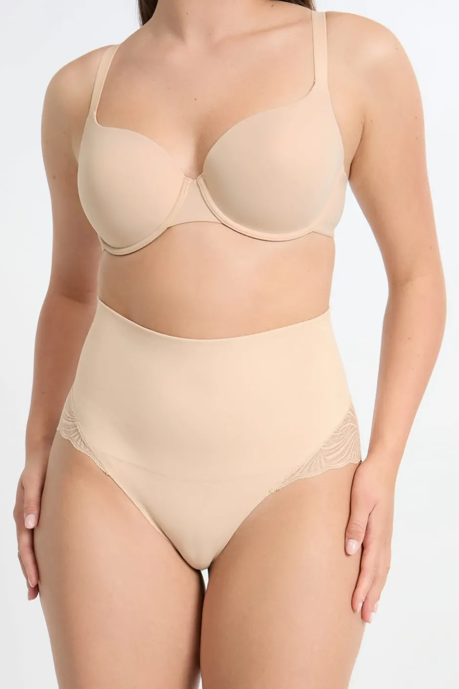 ETAM Braguitas Moldeadoras|Talle Alto|Braguita de talle alto con detalle de encaje - Sujeción media C.BEIGE