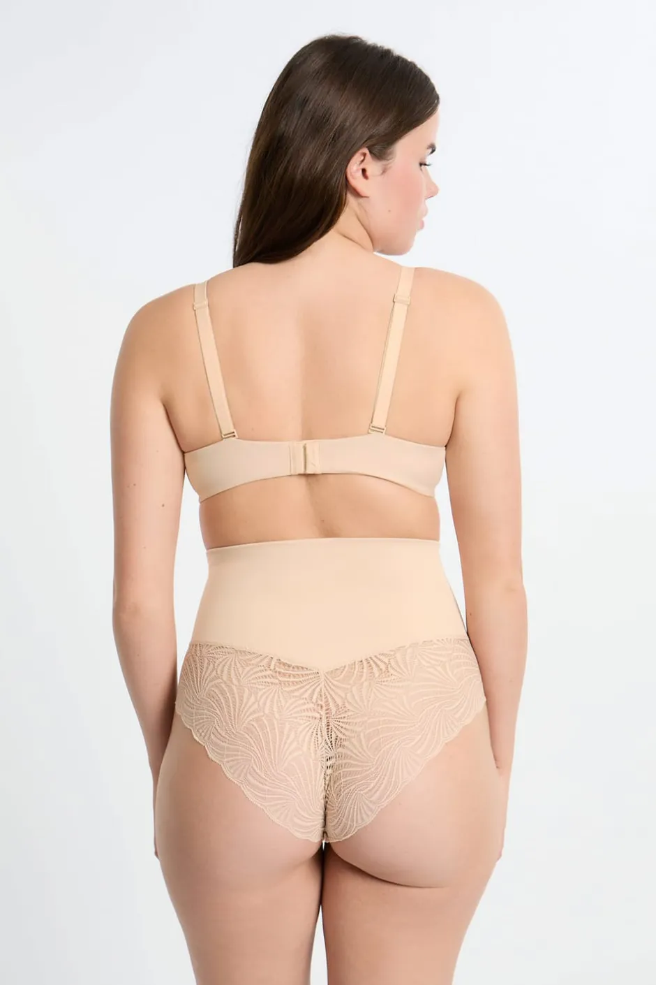 ETAM Braguitas Moldeadoras|Talle Alto|Braguita de talle alto con detalle de encaje - Sujeción media C.BEIGE