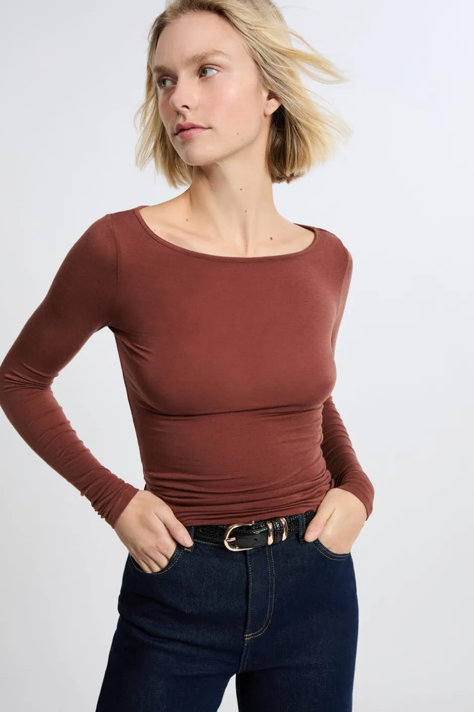 ETAM Manga Larga|Básicas|Camiseta con cuello barco y lana MARRÓN