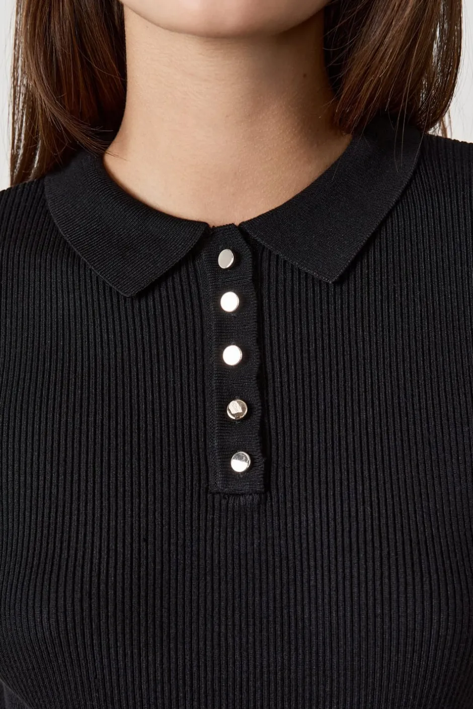 ETAM Básicos|Manga Corta|camiseta de manga corta de canalé con cuello abotonado NEGRO