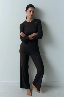 ETAM Homewear|Partes De Arriba De Pijama|Camiseta de pijama acanalada con botones CHOCOLATE