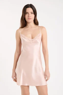 ETAM Pijamas Para Novias|Pijamas De Seda|Camisón de seda con detalles de encaje VAINILLA