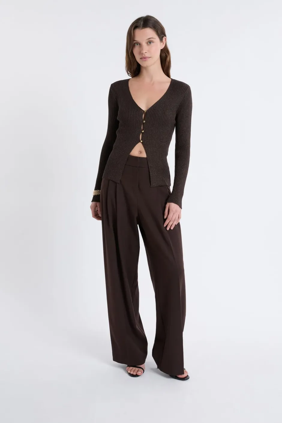 ETAM Cuello En V|Chaquetas|Cardigan irisé avec boutons dorés MARRON