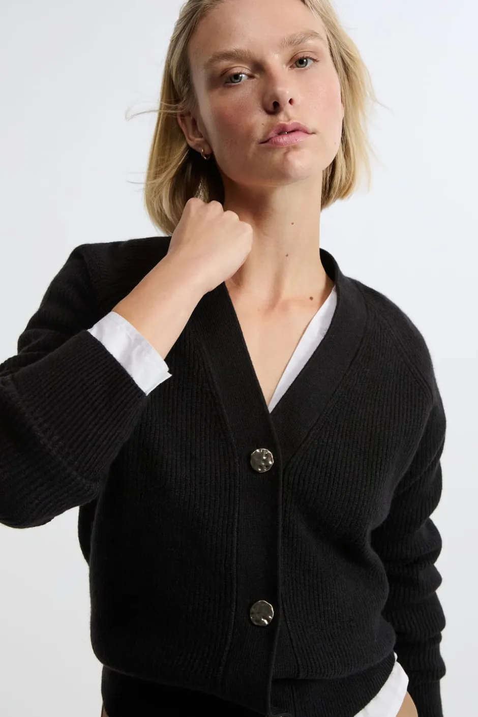 ETAM Básicos|Cuello En V|Chaleco de manga larga NEGRO
