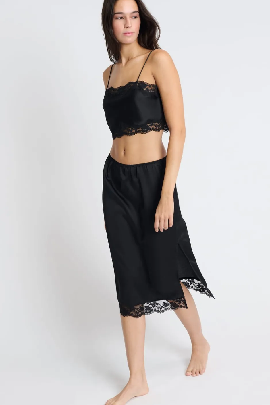ETAM Los Pijamas Más Responsables|Falda de pijama satinada con detalles de encaje NEGRO