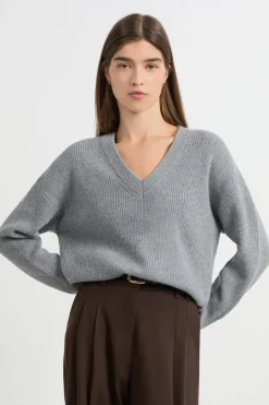 ETAM Básicos|Cuello En V|Jersey de manga larga con cuello en V GRIS