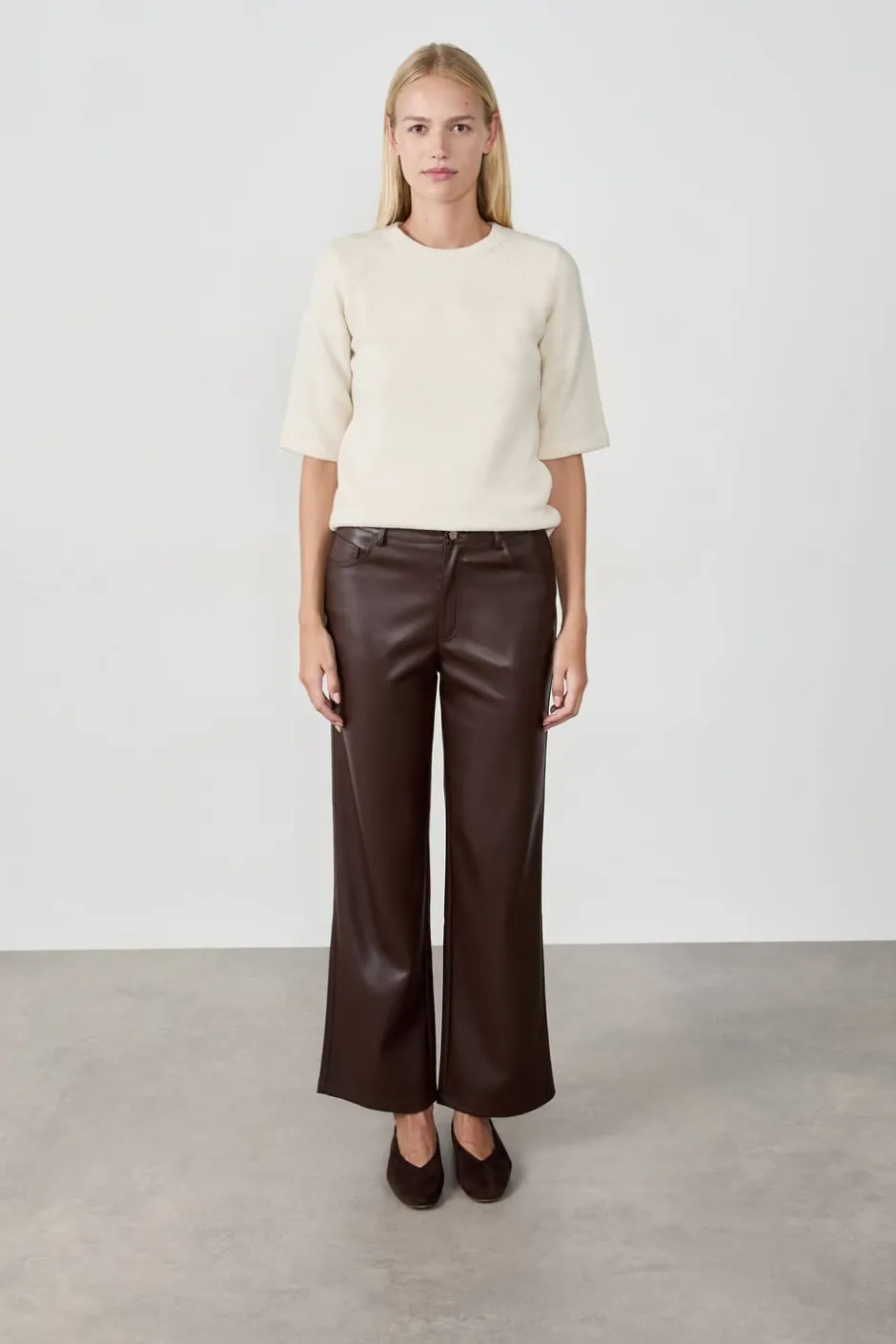 ETAM Corte Ancho|Pantalones|Pantalón anchos con efecto piel CHOCOLATE