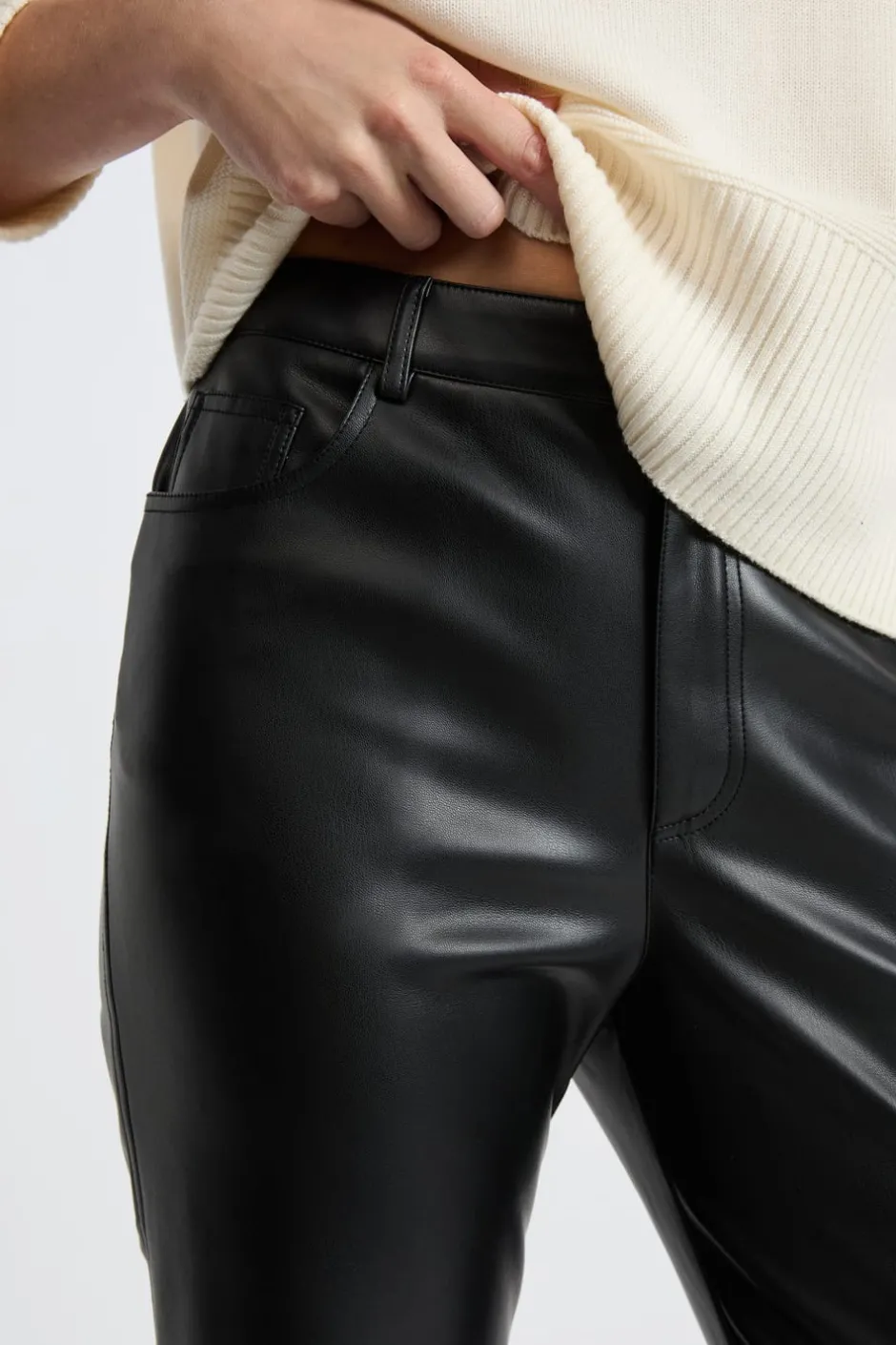 ETAM Corte Ancho|Pantalones|Pantalón anchos con efecto piel NEGRO