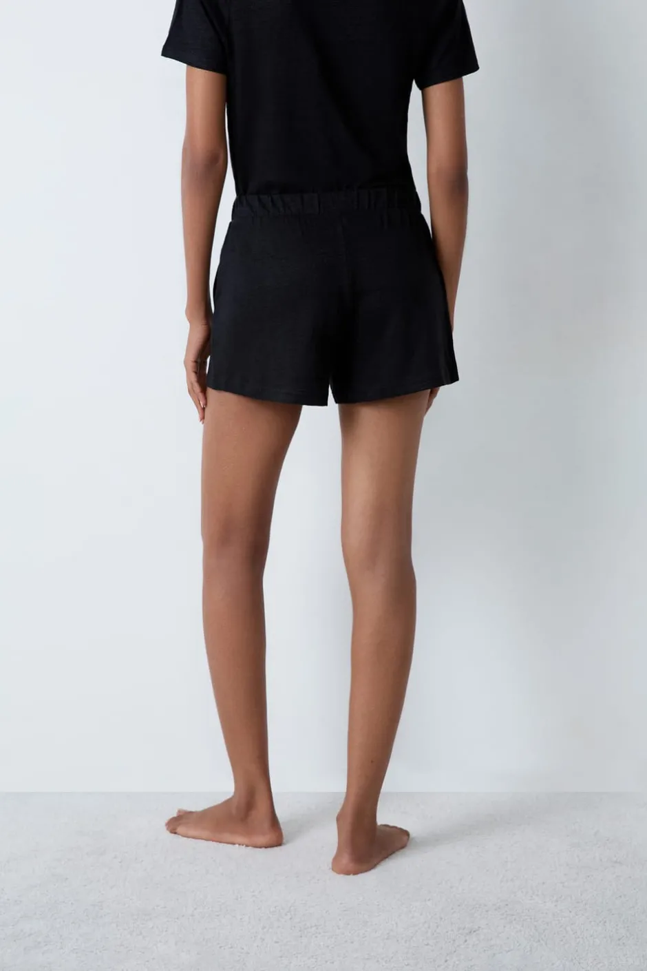 ETAM Pijamas Esenciales|Partes De Abajo De Pijama|Pantalón corto 100% lino NEGRO