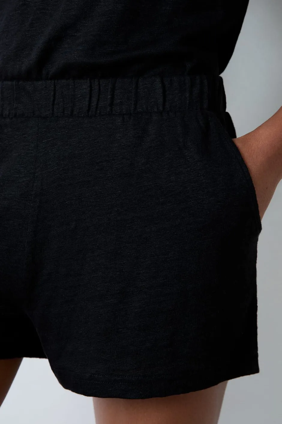 ETAM Pijamas Esenciales|Partes De Abajo De Pijama|Pantalón corto 100% lino NEGRO