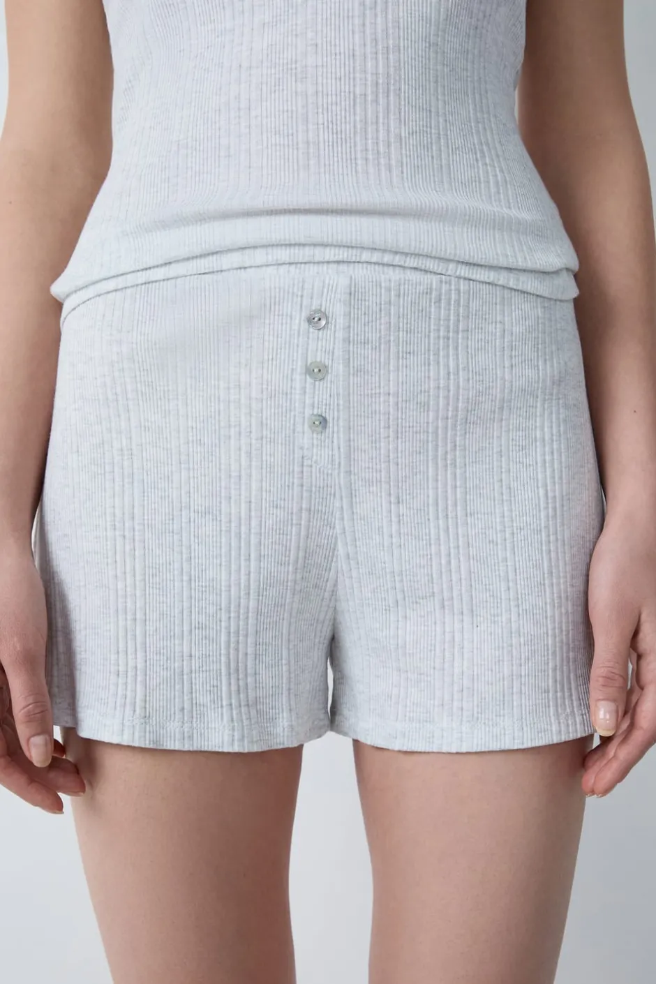 ETAM Partes De Abajo De Pijama|Los Pijamas Más Responsables|Pantalón corto de pijama de algodón acanalado GRIS
