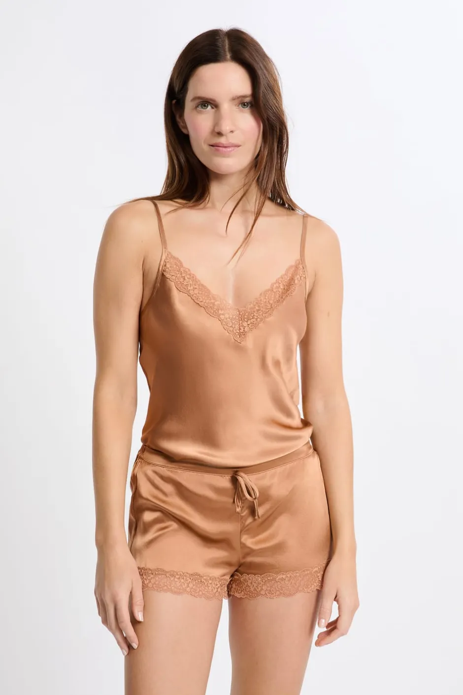ETAM Pijamas De Seda|Partes De Abajo De Pijama|Pantalón corto de seda con detalles de encaje ARENA