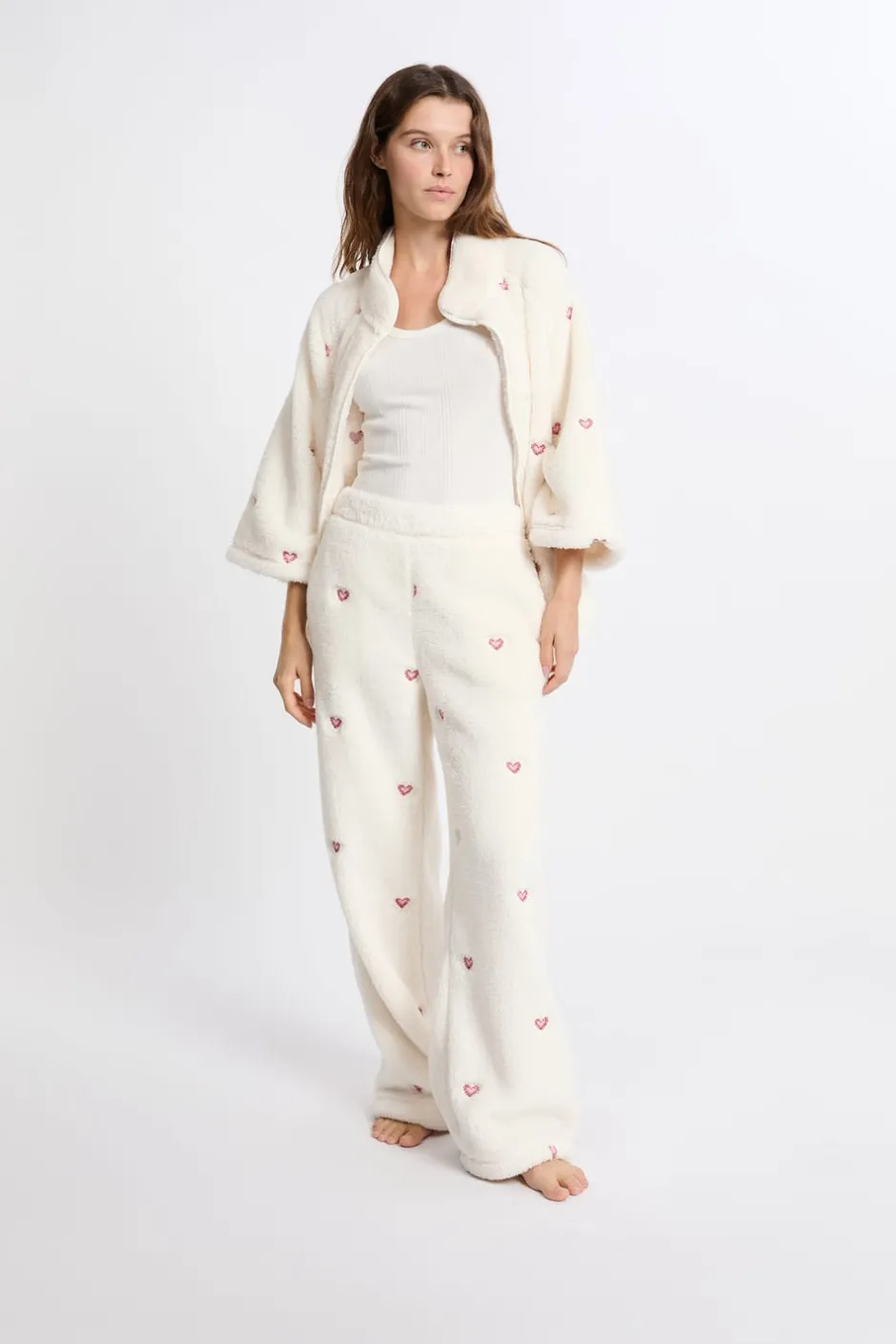 ETAM Pijamas Calentitos|Partes De Abajo De Pijama|Pantalón de pijama con estampado de corazones efecto polar CRUDO