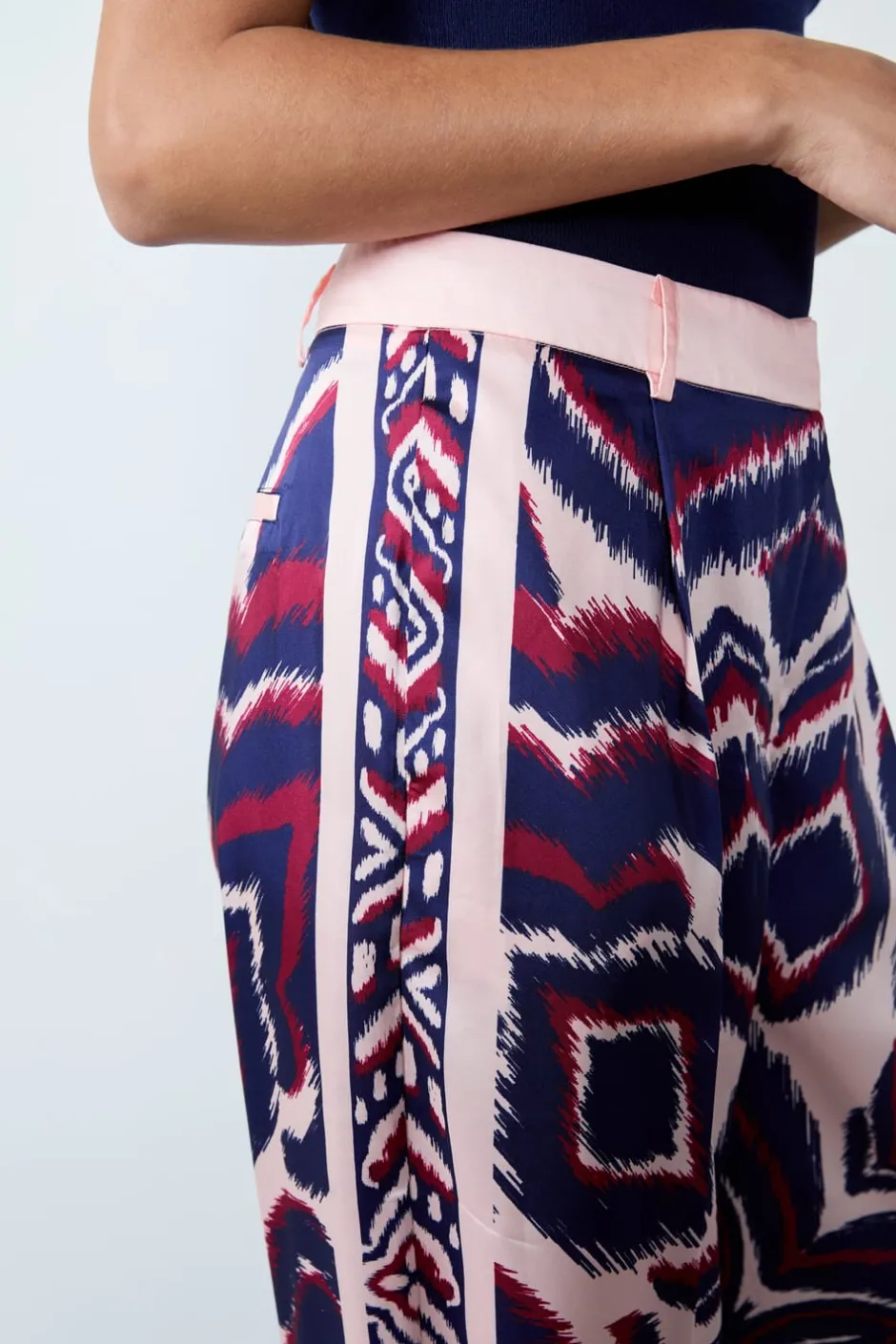 ETAM Corte Fluido|Corte Ancho|Pantalón fluido ESTAMPADO