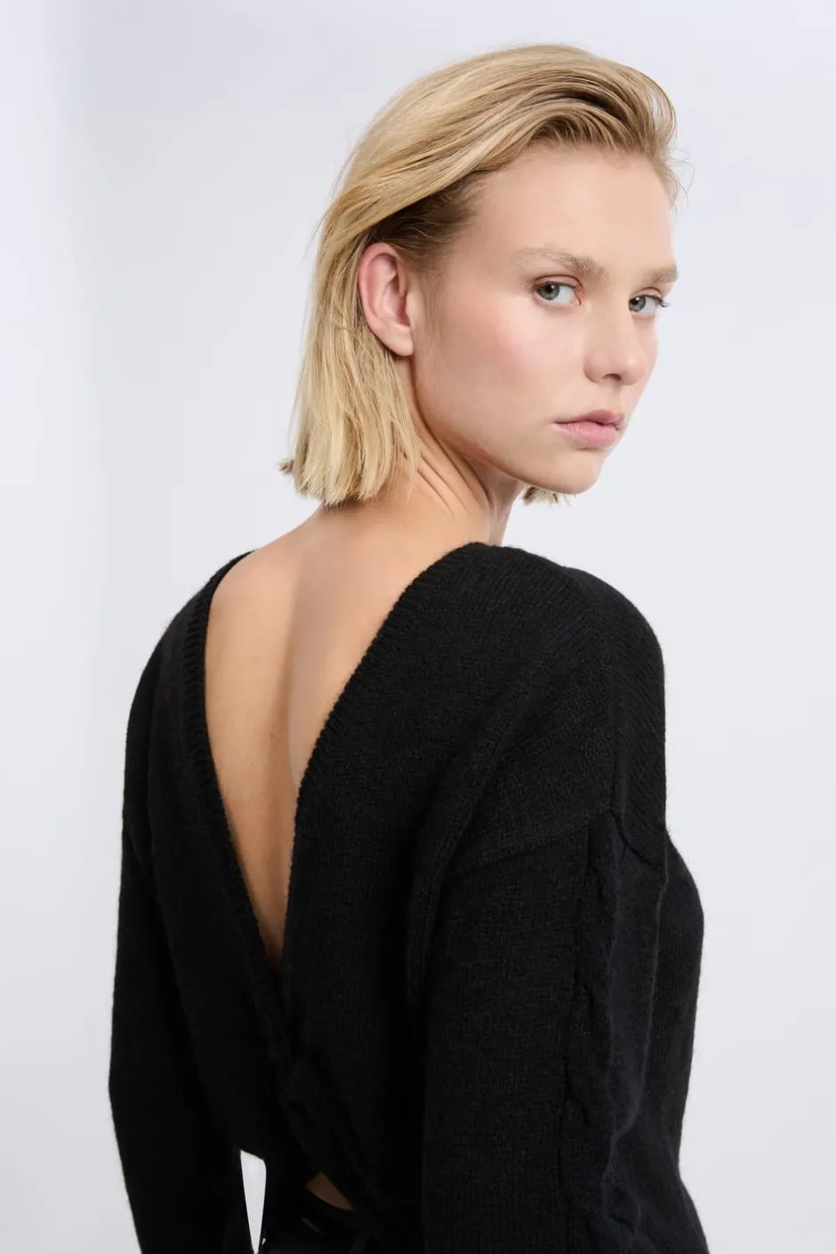 ETAM Jerséis|Pull torsadé dos nu NOIR