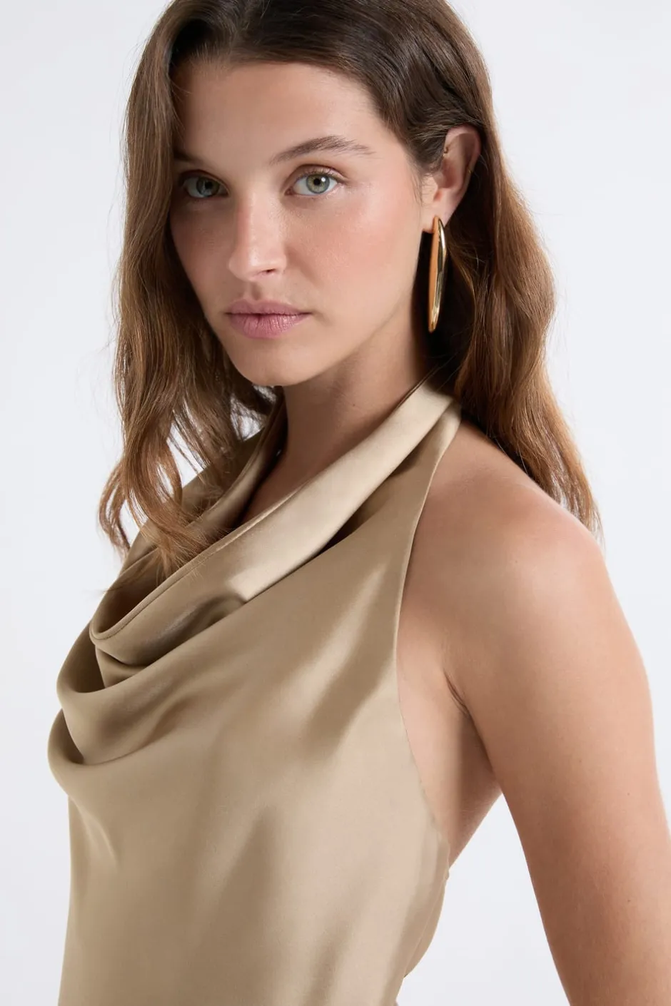 ETAM Vestidos Cortos|Vestidos Lisos|Robe satinée avec col benitier OR