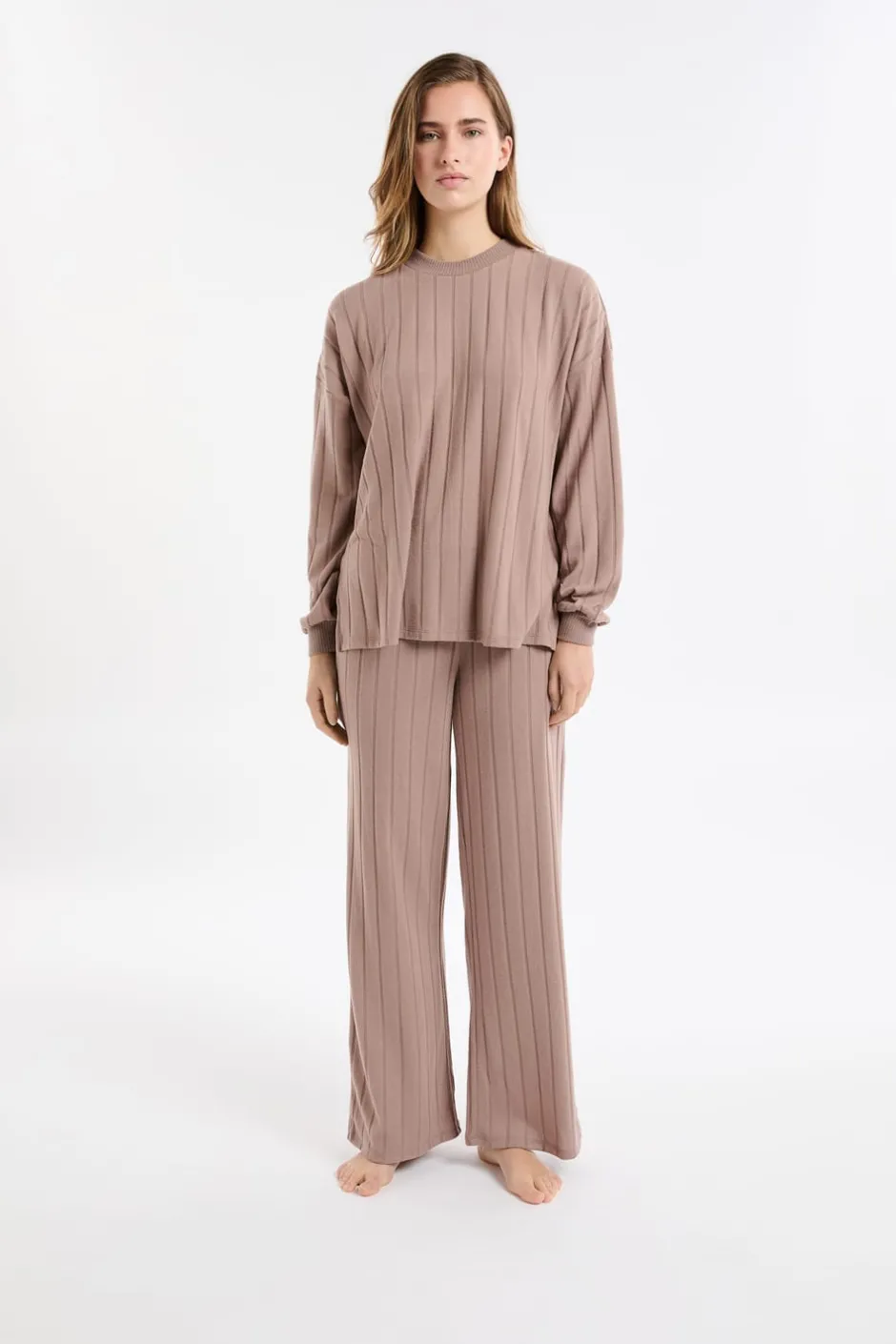 ETAM Homewear|Los Pijamas Más Responsables|Sudadera de pijama con cuello redondo MARRÓN