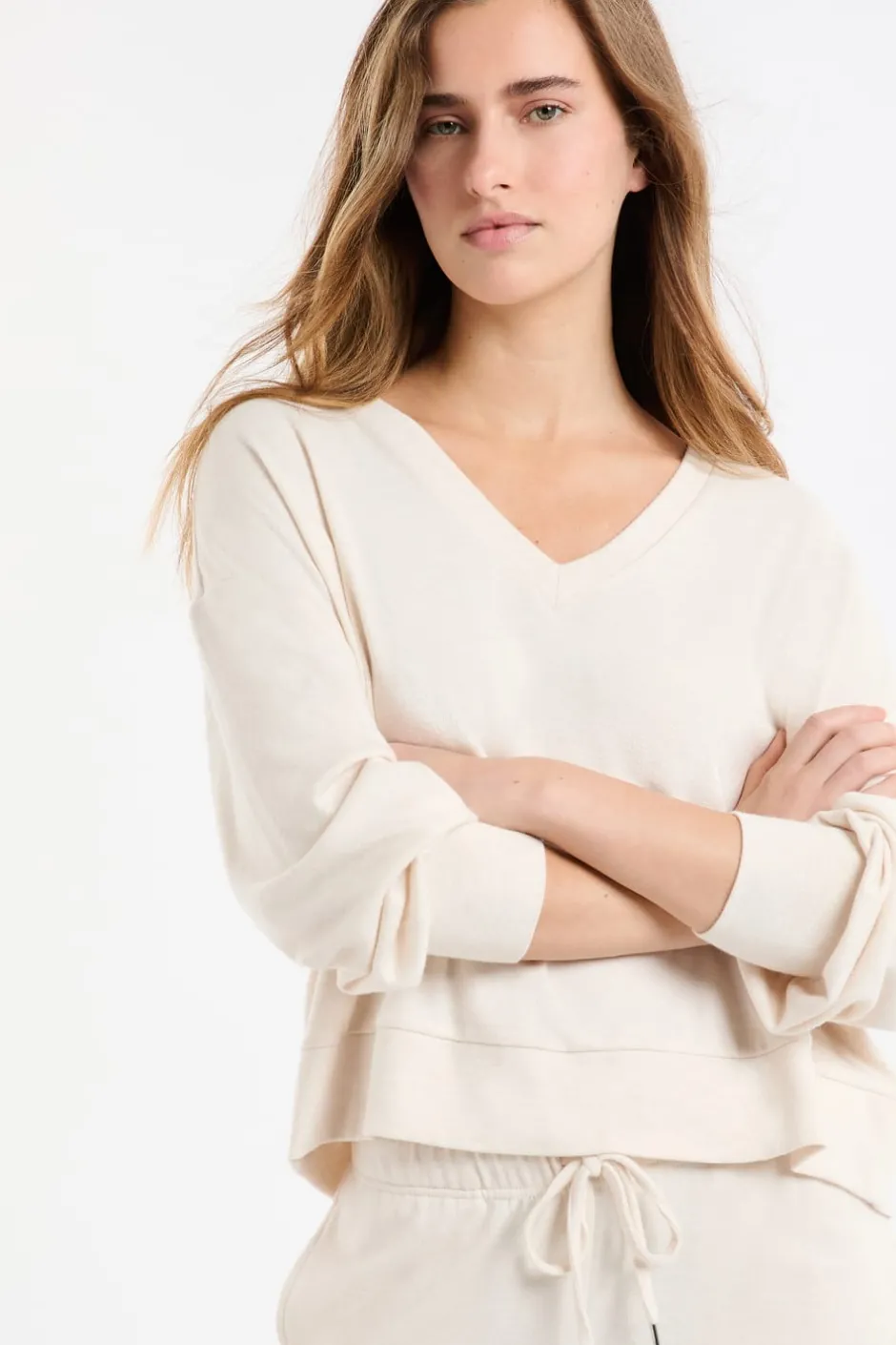 ETAM Ponchos, Sudaderas Y Chaquetas|Homewear|Sudadera de pijama con cuello en V BEIGE