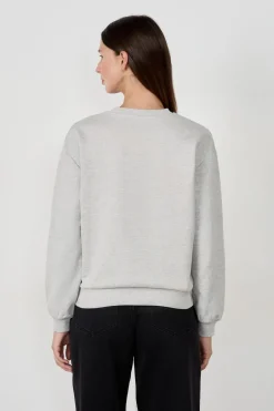ETAM Básicos|Cuello Redondo|Sudadera estampada corazón GRIS