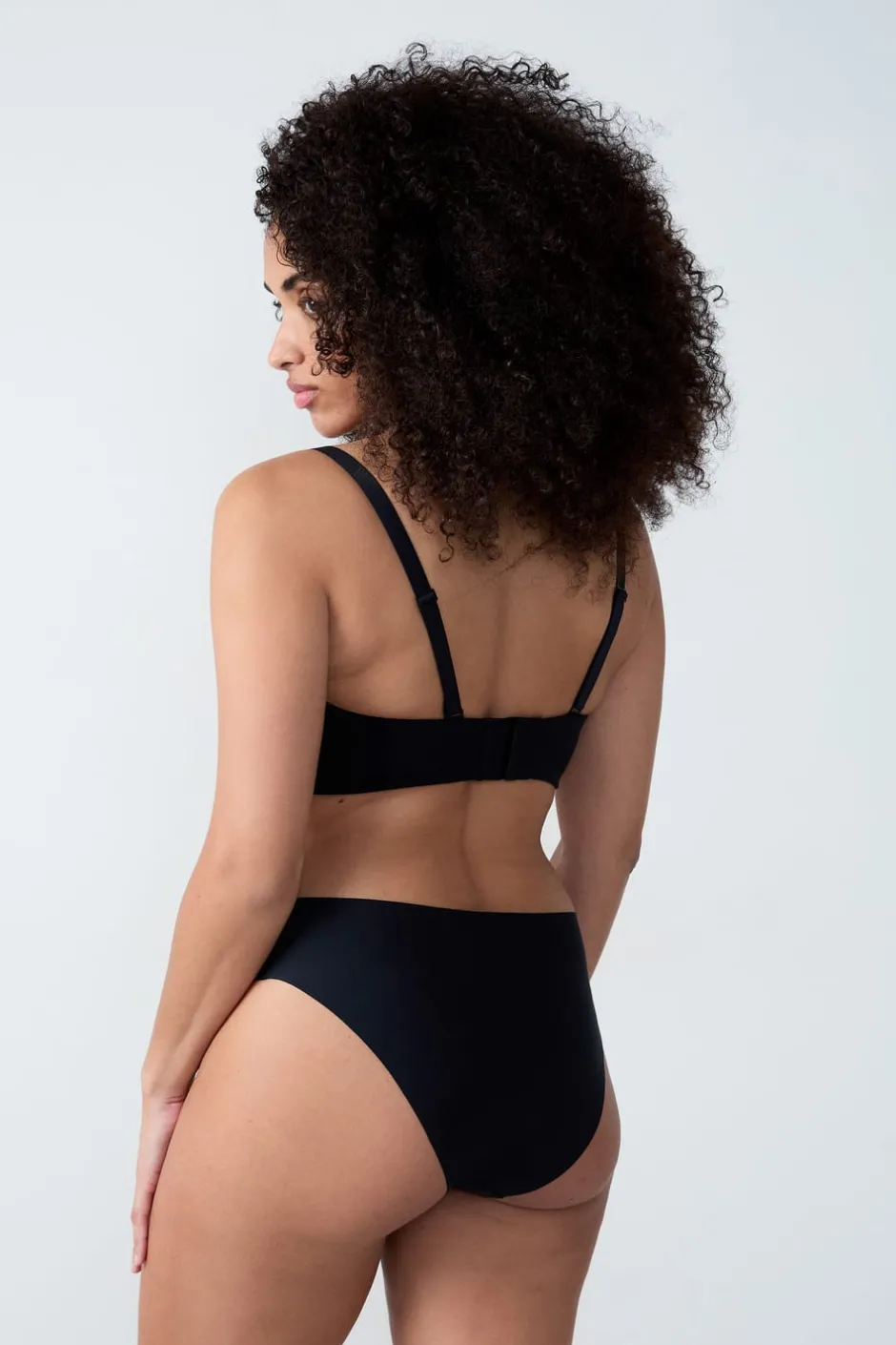 ETAM Sujetadores Invisibles|Sujetadores Deportivos·Sujetadores Invisibles|Sujetador bandeau, copas C-E, tirantes desmontables NEGRO
