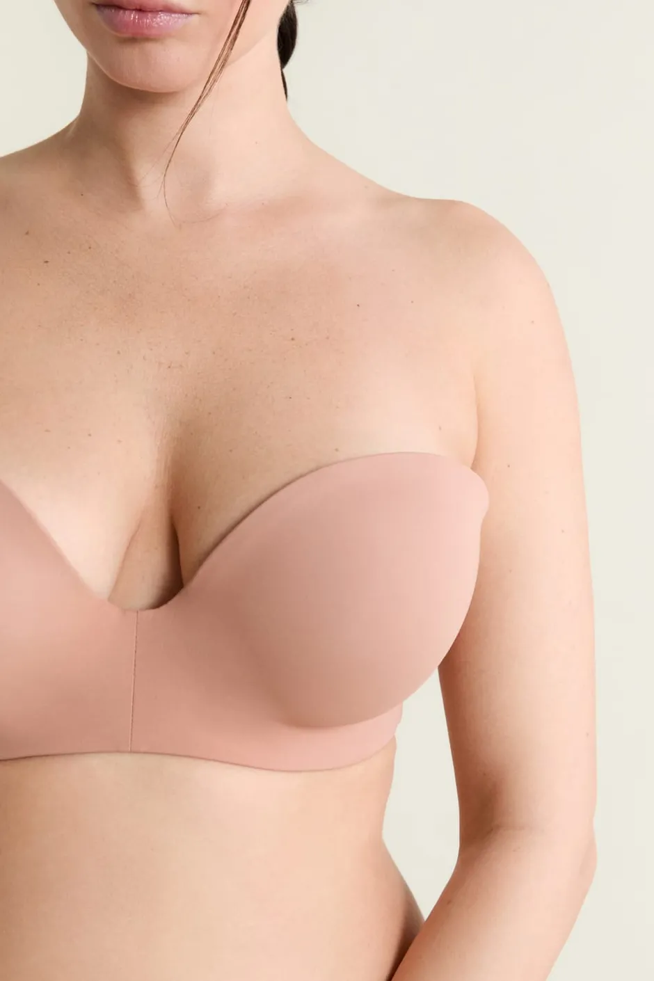 ETAM Sujetadores Invisibles|Sujetadores Deportivos·Sujetadores Invisibles|Sujetador bandeau, copas C-E, tirantes desmontables MAQUILLAJE