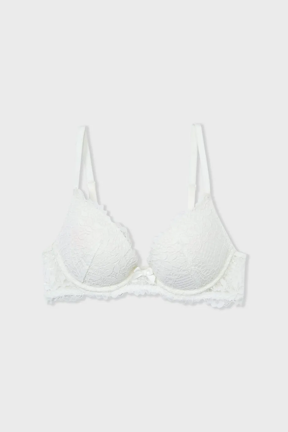 ETAM Lencería De Novia|Push Up|Sujetador Nº 2 - Push up escote pronunciado La modelo mide 1m75 y lleva una 90B.