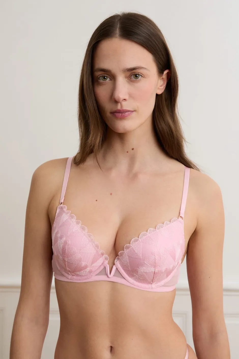 ETAM Sujetadores Sexy|Push Up|Sujetador N.2 - Push-up escote pronunciado con bordado de corazones ROSA