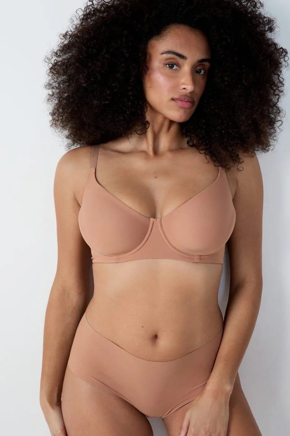 ETAM Sujetadores Talla Grande: Copas D-G|Sujetadores Invisibles|Sujetador reductor sin relleno BLUSH