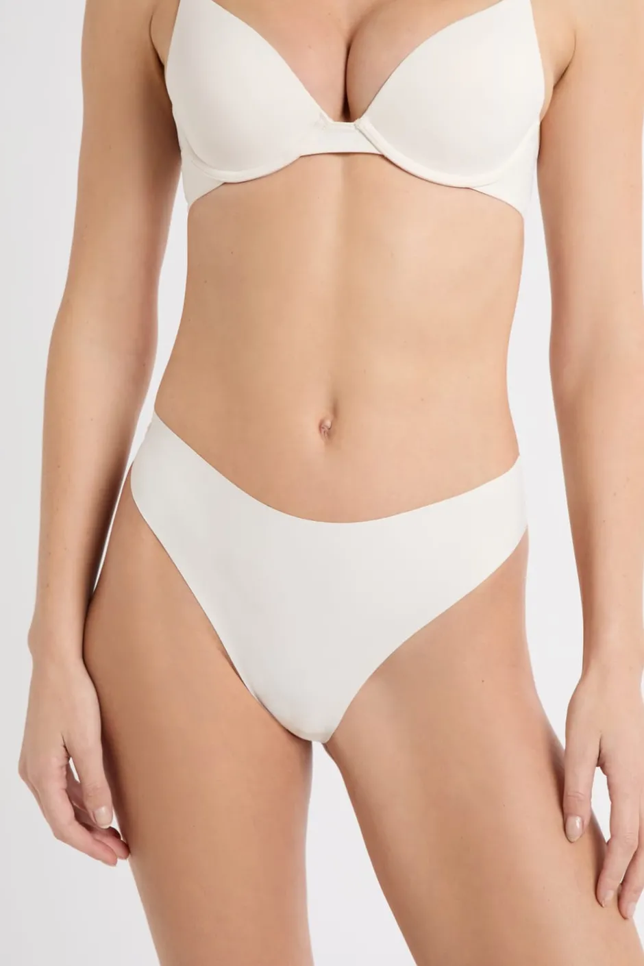 ETAM Tanga Brasileño|Novedades Braguitas|Tanga alto de microfibra CRUDO