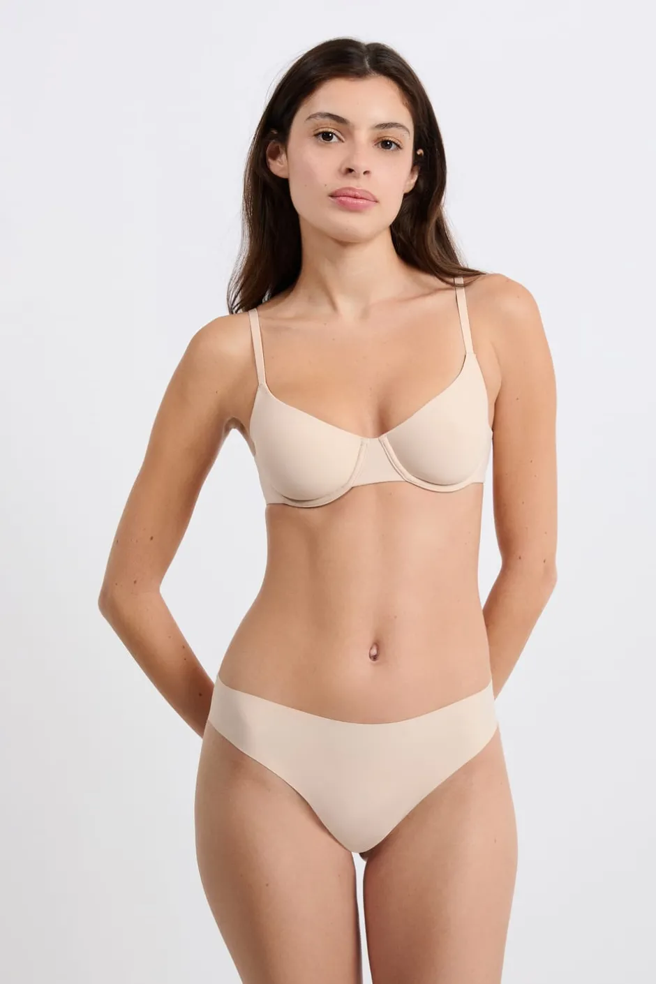 ETAM Braguitas Invisibles|Tanga Brasileño|Tanga alto de microfibra PIEL