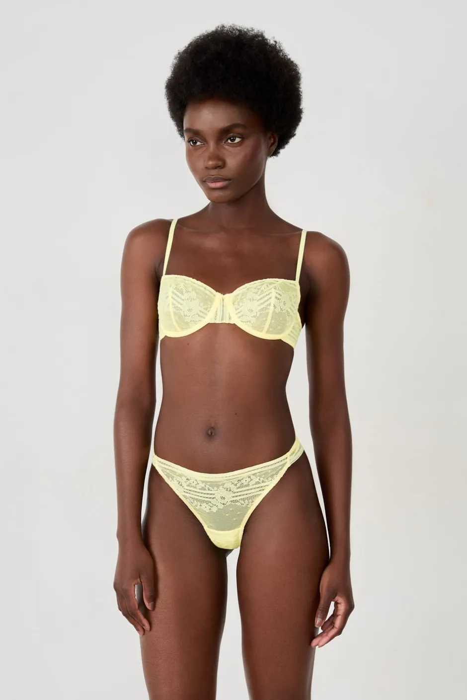 ETAM Tanga Brasileño|Braguitas Encaje|Tanga de encaje AMARILLO PÁLIDO
