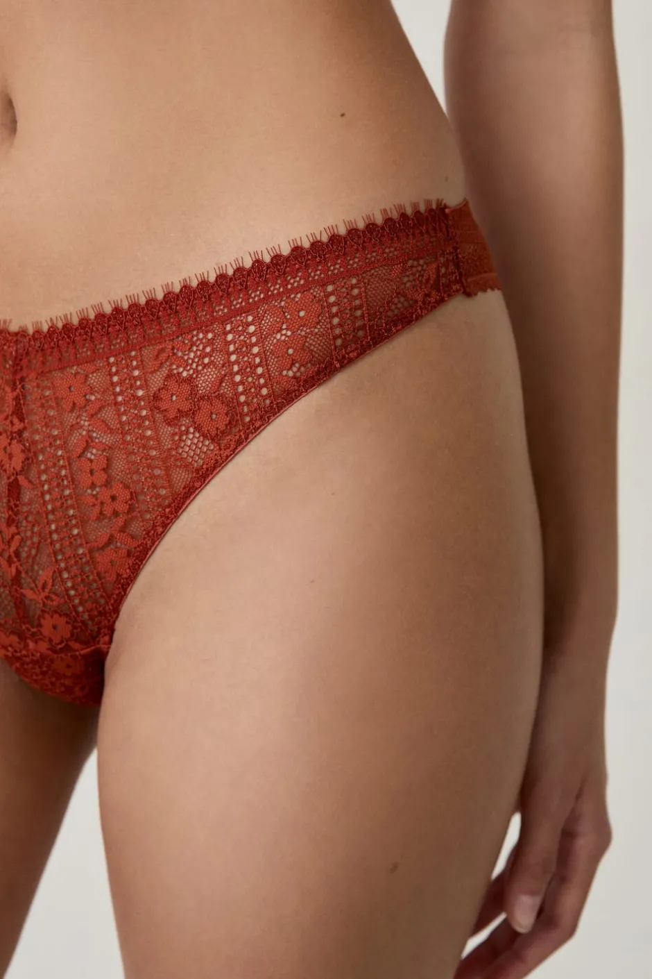 ETAM Tanga Brasileño|Braguitas Encaje|Tanga de encaje MARRON