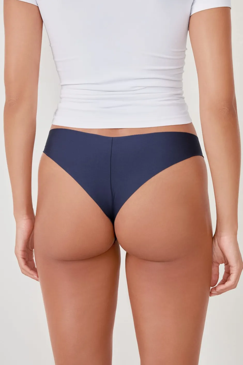 ETAM Tanga Brasileño|Tanga de microfibra TINTA