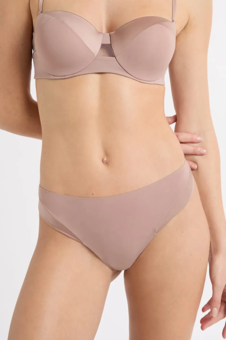 ETAM Braguitas Invisibles|Tanga Brasileño|Tanga de microfibra satinada TOPO