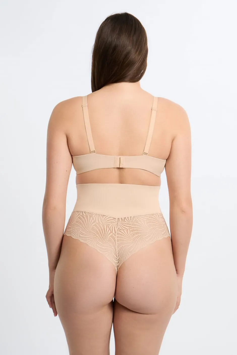 ETAM Braguitas Moldeadoras|Talle Alto|Tanga de talle alto moldeador con detalles de encaje - Sujeción media C.BEIGE