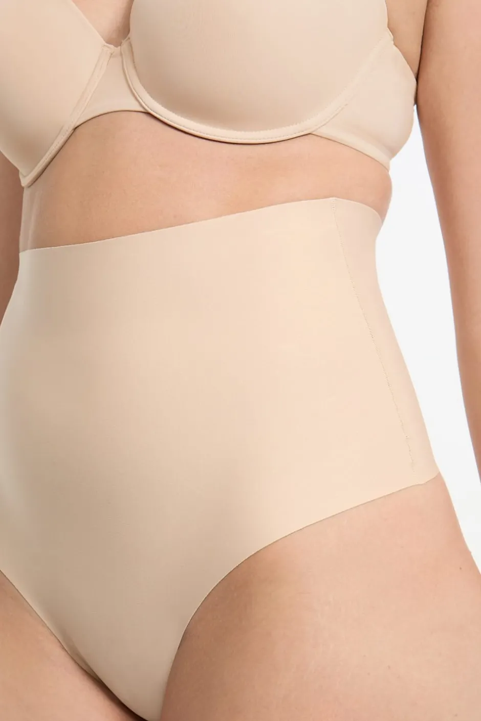 ETAM Braguitas Moldeadoras|Braguitas Invisibles|Tanga moldeador - fuerte sujeción BEIGE