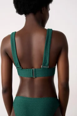 ETAM Triángulos|Top bikini triangular ESMERALDA