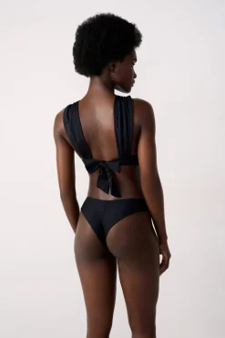 ETAM Triángulos|Top bikini triangular NEGRO