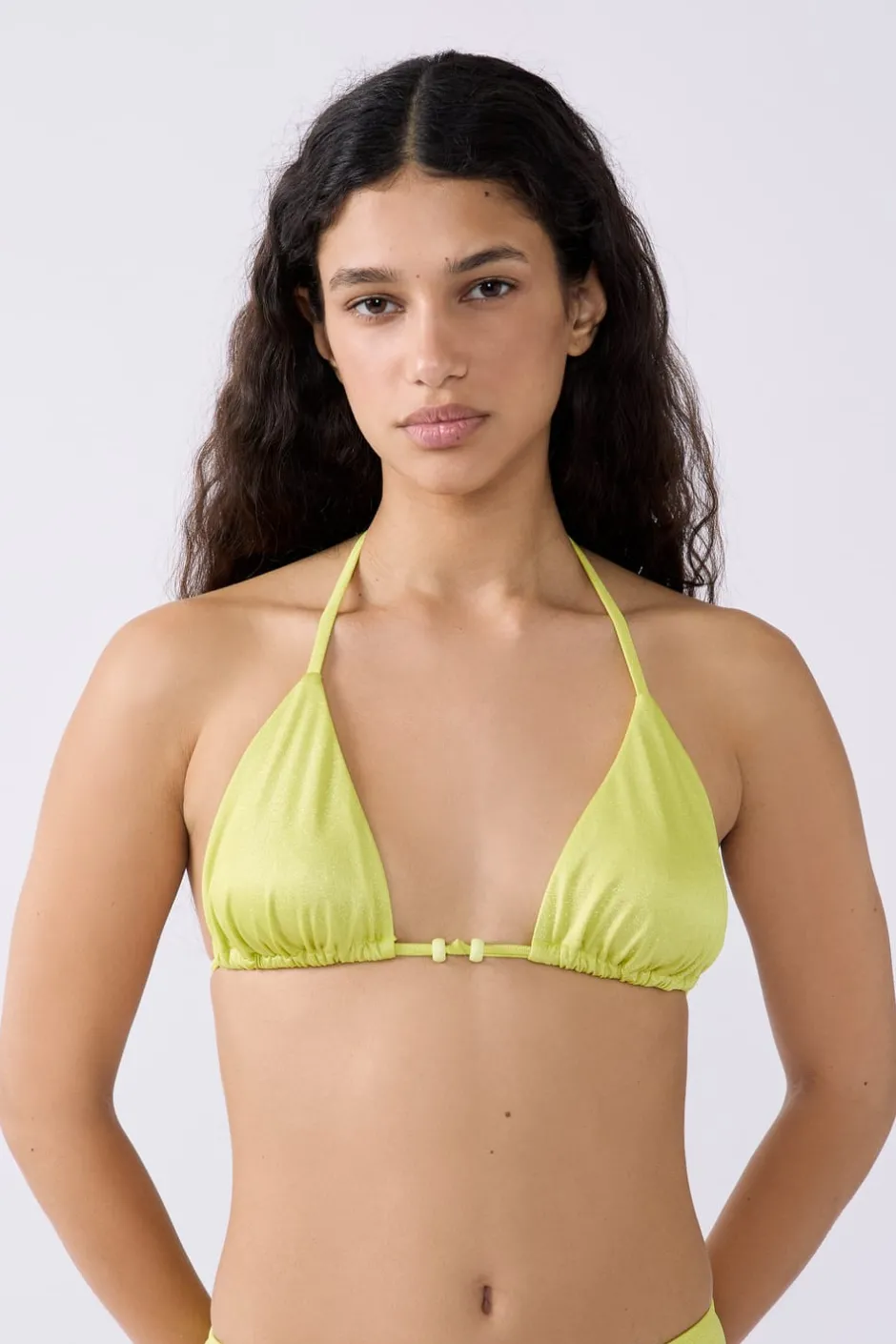 ETAM Triángulos|Top bikini triangular detalle perla ANIS