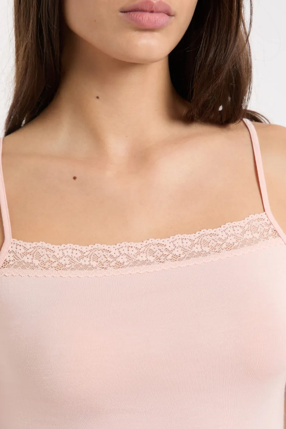 ETAM Los Pijamas Más Responsables|Pijamas Esenciales|Top con detalles de encaje ROSA EMPOLVADO
